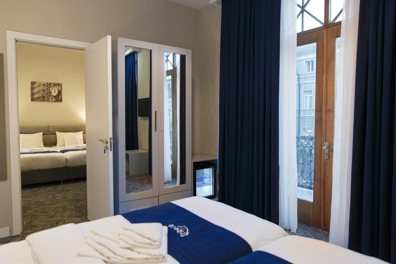 Tribeca Hotel Tbiliszi Kültér fotó