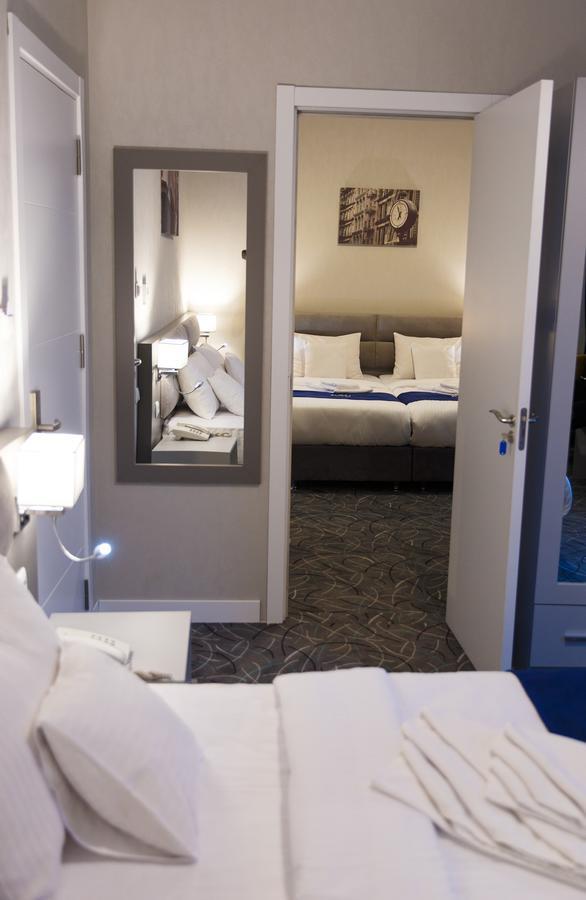 Tribeca Hotel Tbiliszi Kültér fotó